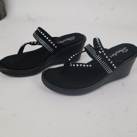 ❄ Skechers NWT Black w Silver Rhinestones Strappy Thong Sandals Sliders Mules 7 - Picture 1 of 7